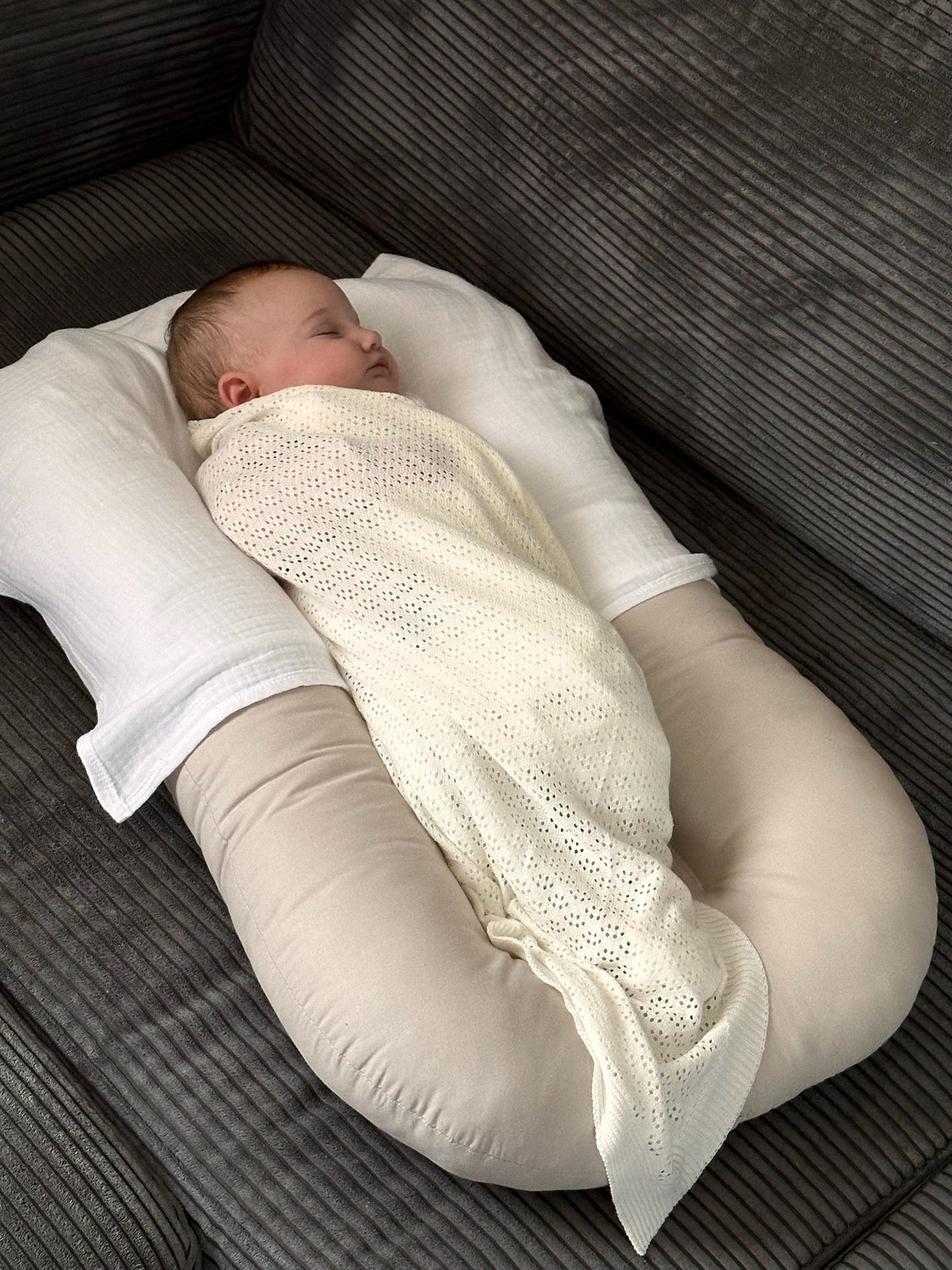 Strickdecke, sanft neutrale Neugeborenendecke, Sommerdecke