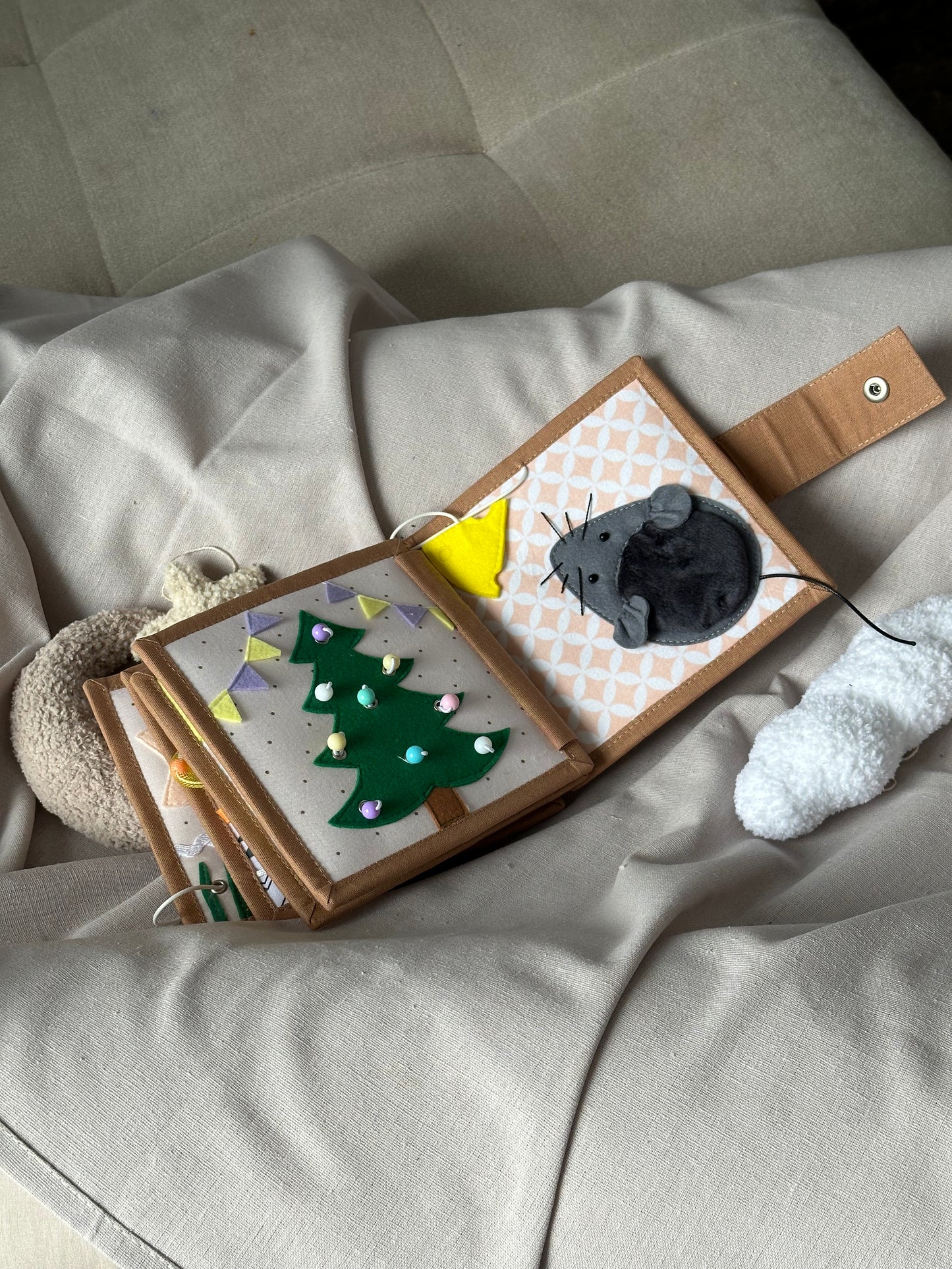 Quiet book, Filz Aktivitäten Buch, ruhiges Buch, Stillbuch, Montessori. Für Kinder zwischen 6-18 Monaten. Keine abnehmbare Teile. Gänse