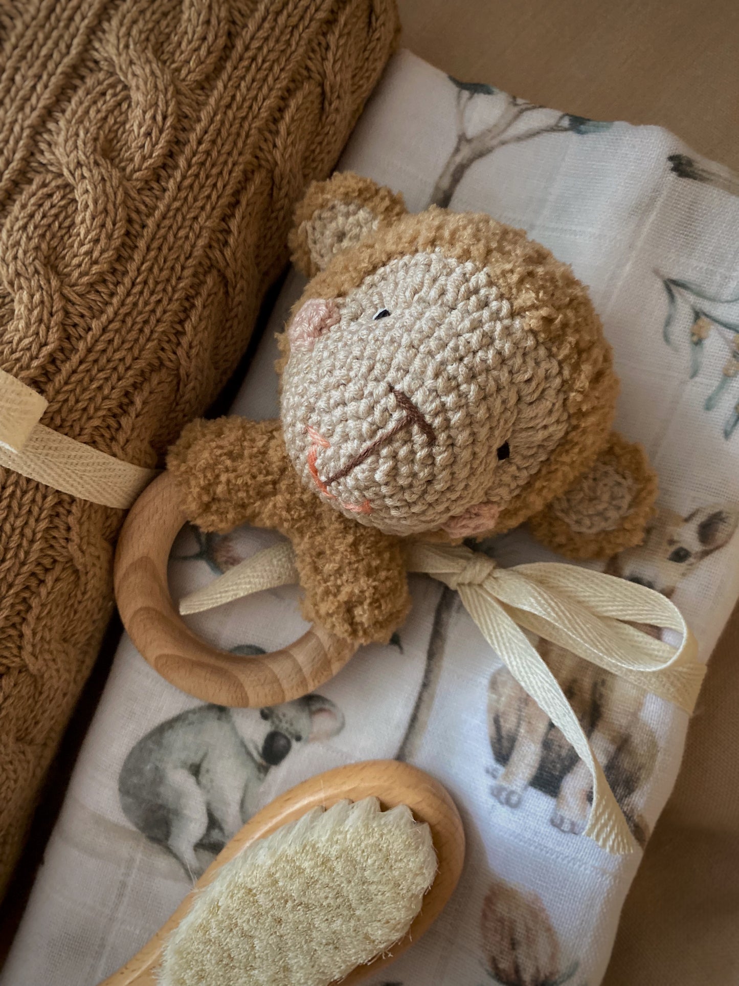 Rassel aus Teddyplüsch