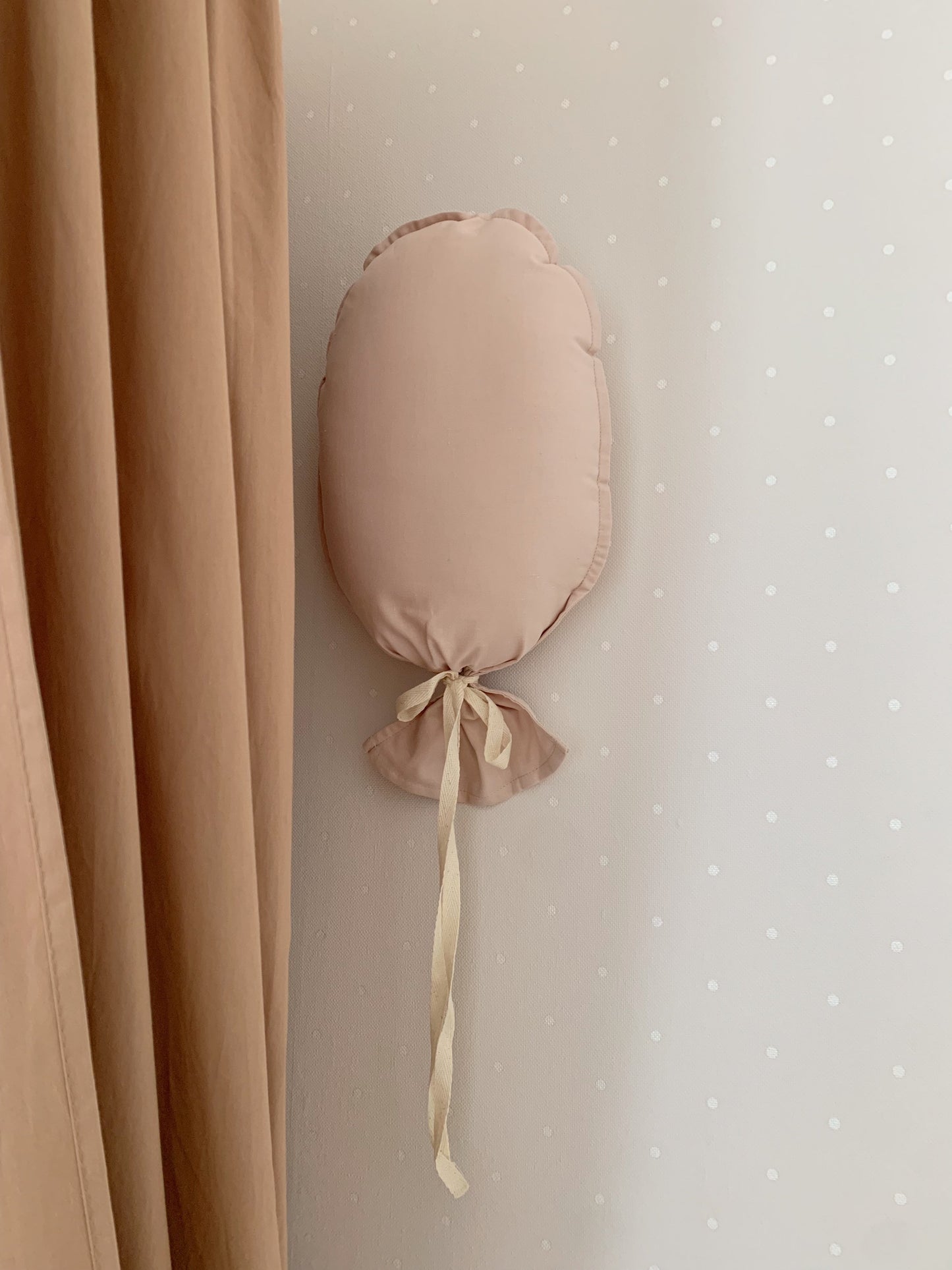 Kissen | Ballon | Kindergeschenk |Geschenk | Babygeschenk | Handmade | Kinderzimmer | Deko | Kinderzimmerdeko