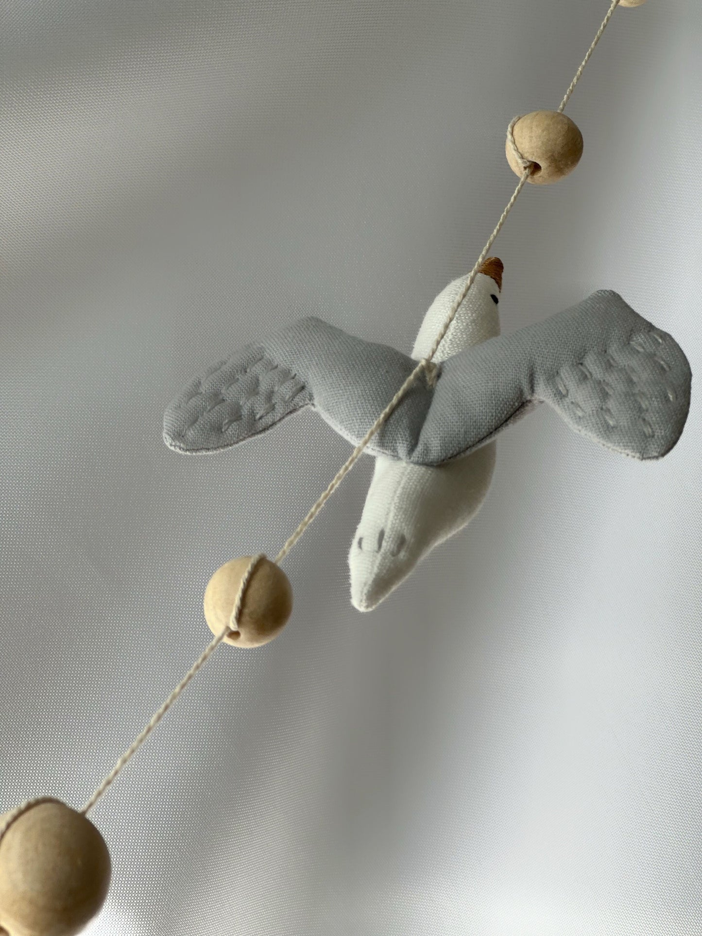 Kinderzimmer Girlande „Möwen“ aus Leine.