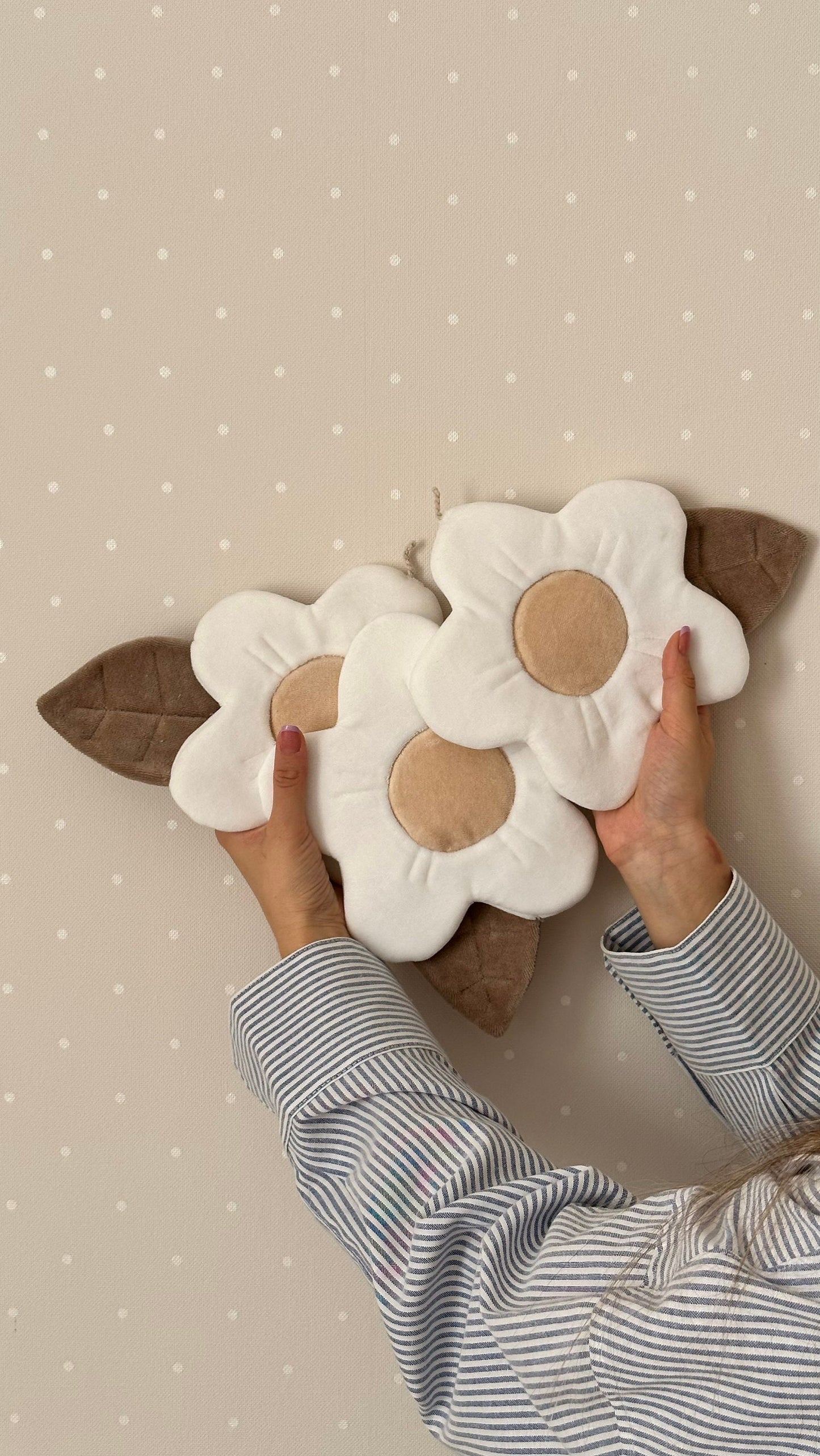 Blumen Girlande aus Samt in zwei Farbvarianten