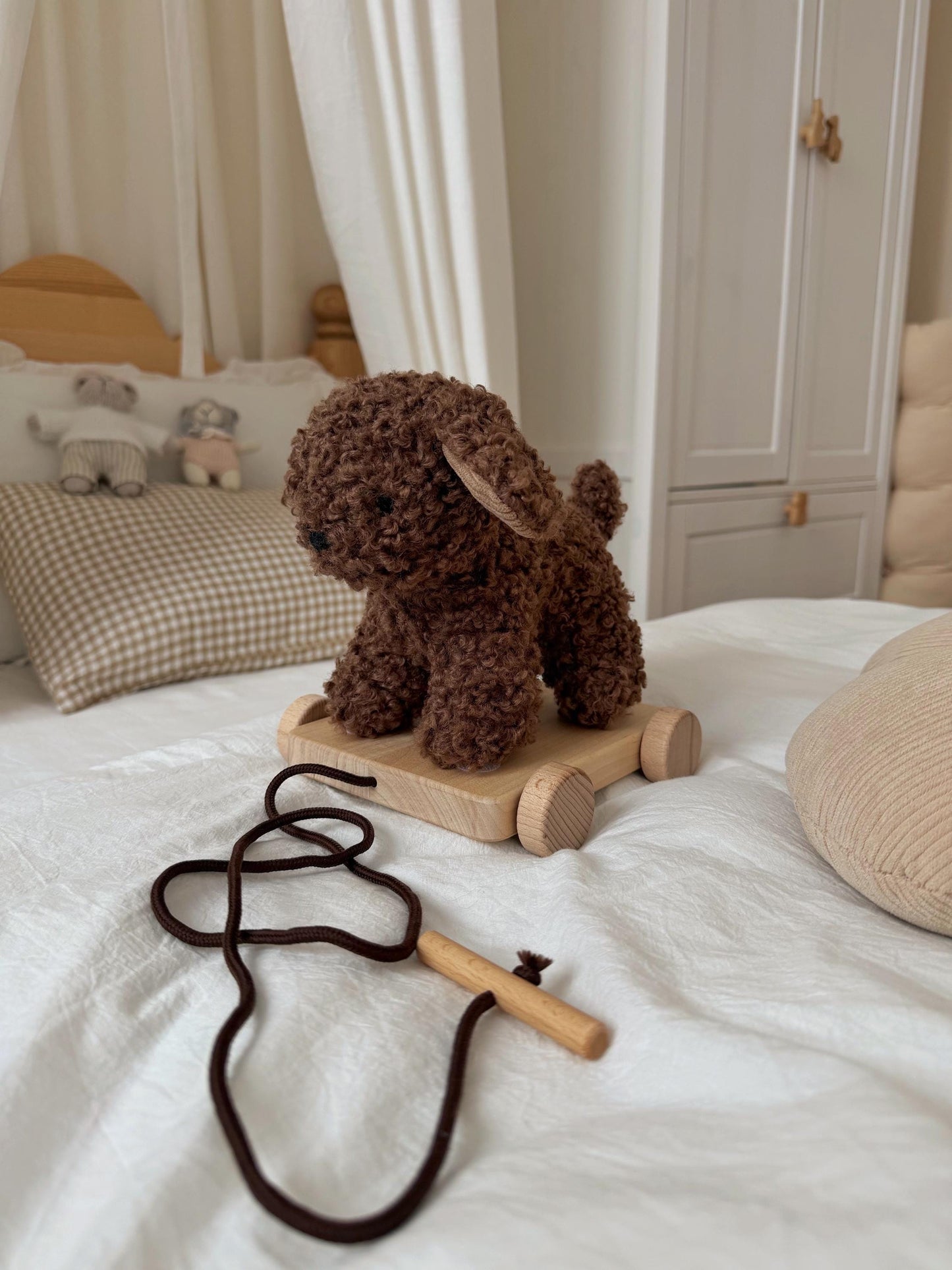 Nachziehtiere aus Bouclé