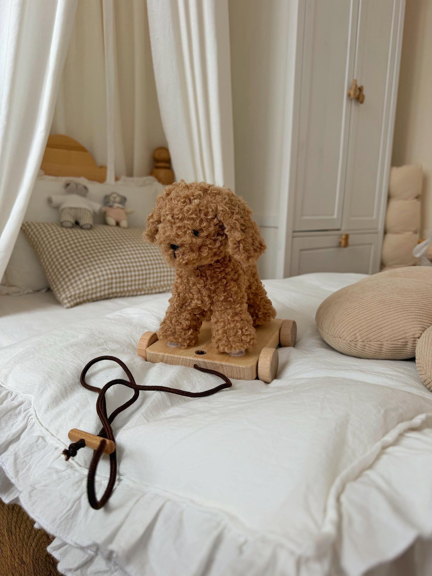 Nachziehtiere aus Bouclé